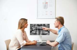 Barco Eonis 24" MDRC-2424