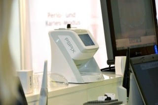 Skaner płytek Acteon PSPIX  w gabinecie